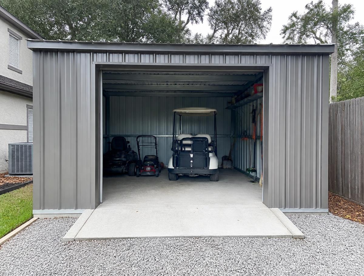 Equipment storage building
